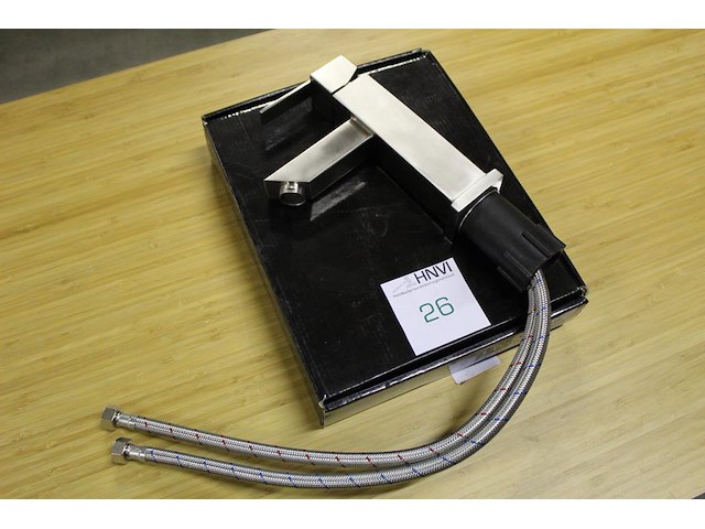 Rvs wastafelkraan calipso 210 vierkant. hoogte kraan 21 cm. - afbeelding 1 van  2