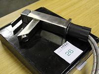 Rvs wastafelkraan calipso 210 vierkant. hoogte kraan 21 cm. - afbeelding 2 van  2