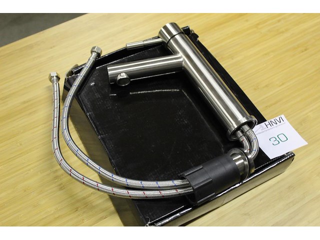 Rvs wastafelkraan clou 250 rond. hoogte kraan 25 cm. - afbeelding 1 van  2