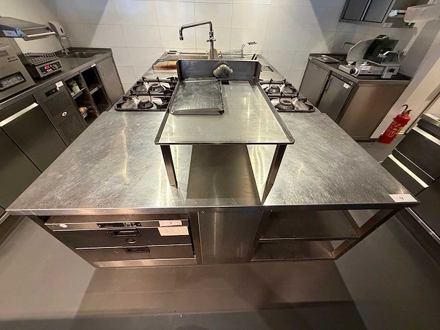 Rvs werkbank - afbeelding 5 van  5