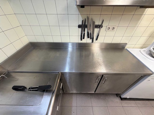 Rvs werkbank - afbeelding 2 van  2