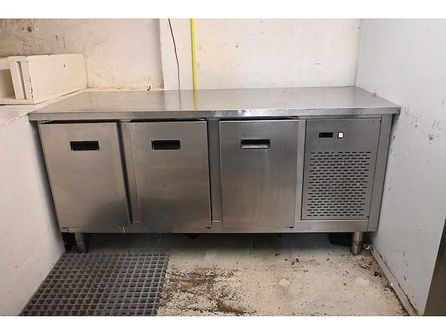 Rvs werkbank - afbeelding 1 van  4