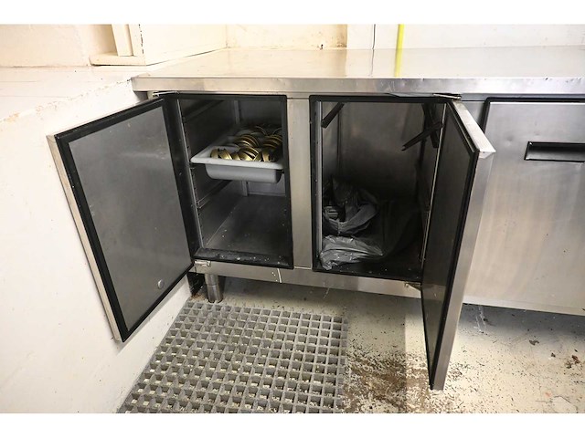 Rvs werkbank - afbeelding 3 van  4