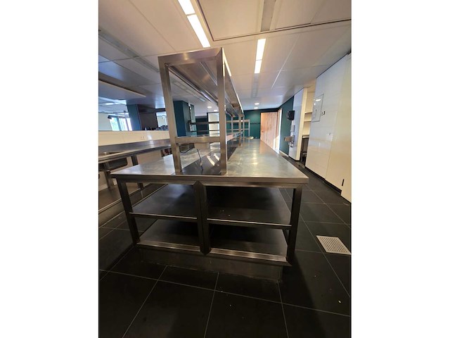 Rvs werkeiland met 2 x ilsa - tmmg3012 koelwerkbank en rvs opzetbrug - afbeelding 5 van  7