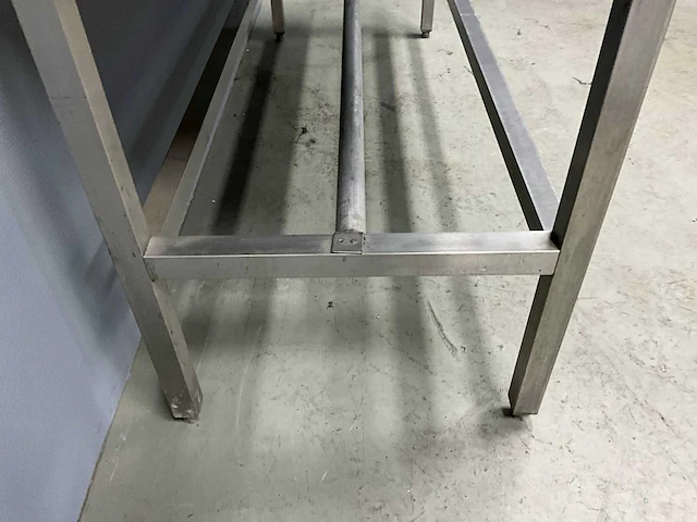 Rvs werktafel 1800x700x940 cm - afbeelding 6 van  10
