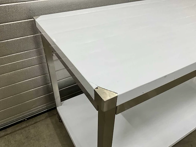 Rvs werktafel 200x70cm (4x) - afbeelding 4 van  6