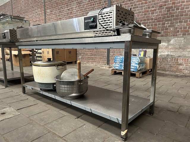 Rvs werktafel 200x70x86 - afbeelding 1 van  3