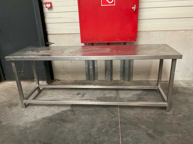 Rvs werktafel (2100x600x790mm) - afbeelding 1 van  2