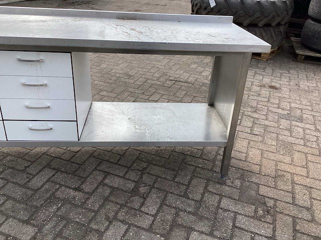 Rvs werktafel 2500x700x910mm - afbeelding 7 van  8