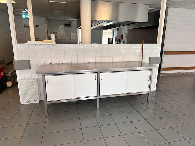 Rvs werktafel 250cm - afbeelding 1 van  4