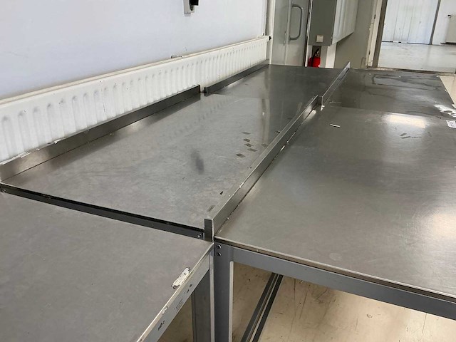 Rvs werktafel (5x) - afbeelding 1 van  1