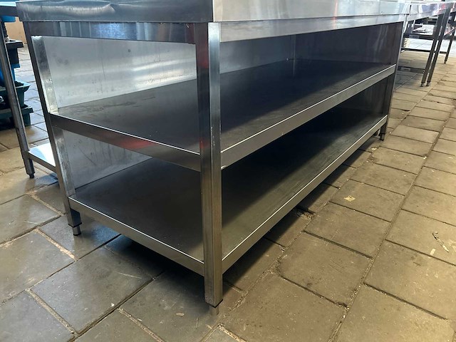 Rvs werktafel met 2 onderbladen - afbeelding 3 van  3