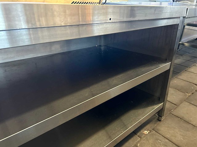 Rvs werktafel met 2 onderbladen - afbeelding 1 van  3