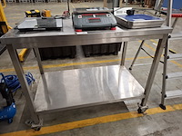 Rvs werktafel met 3x weegschaal - afbeelding 1 van  6