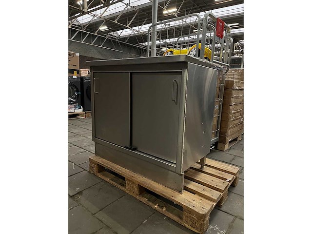 Rvs werktafel met deuren - afbeelding 1 van  1