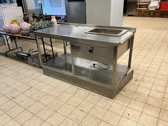 Rvs werktafel met ingebouwde au bain-marie - afbeelding 1 van  8