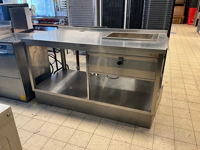 Rvs werktafel met ingebouwde au bain-marie - afbeelding 2 van  9