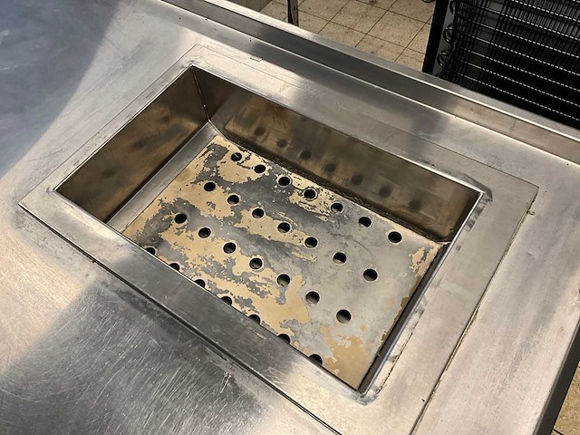 Rvs werktafel met ingebouwde au bain-marie - afbeelding 4 van  9