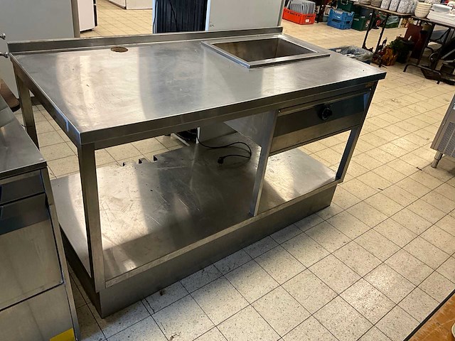 Rvs werktafel met ingebouwde au bain-marie - afbeelding 5 van  6