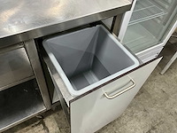 Rvs werktafel met kookplaat - afbeelding 8 van  8