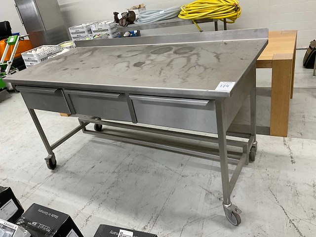 Rvs werktafel met lades op wielen - afbeelding 4 van  4