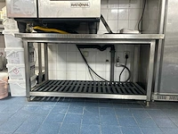 Rvs werktafel met onderblad
