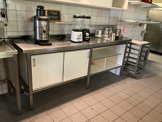 Rvs werktafel met onderkast - afbeelding 1 van  8