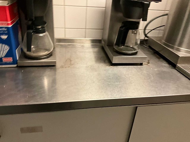 Rvs werktafel met onderkast - afbeelding 2 van  4