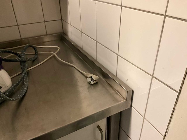 Rvs werktafel met onderkast - afbeelding 3 van  4