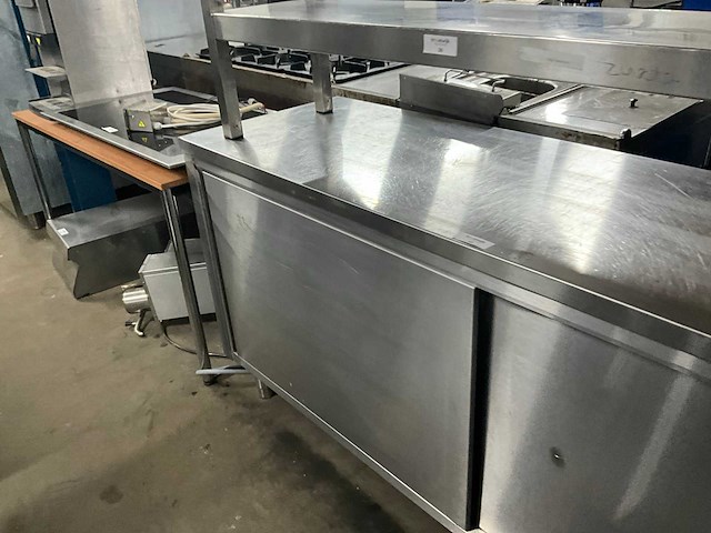 Rvs werktafel met onderkast - afbeelding 3 van  5