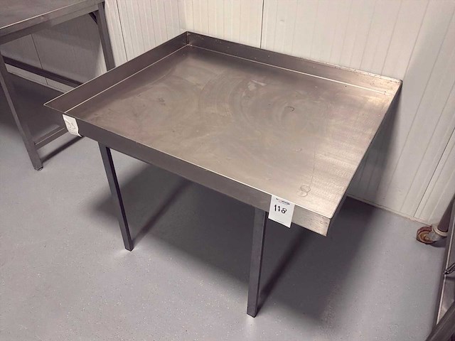 Rvs werktafel met opstaande rand - afbeelding 1 van  2