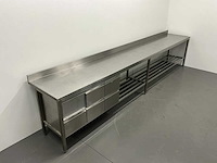 Rvs werktafel met spatrand en lades (450 cm) - afbeelding 2 van  9