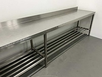 Rvs werktafel met spatrand en lades (450 cm) - afbeelding 3 van  4
