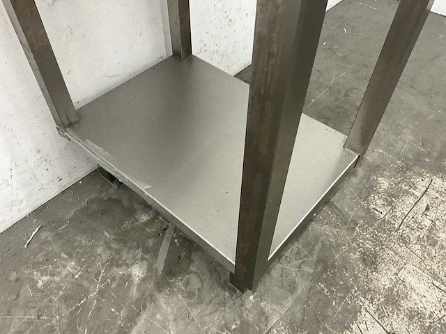 Rvs werktafel met spatrand - afbeelding 5 van  5