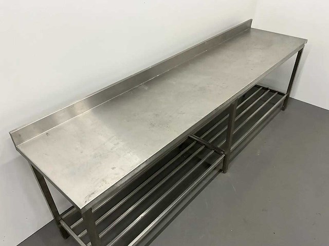Rvs werktafel met spatrand - afbeelding 4 van  4