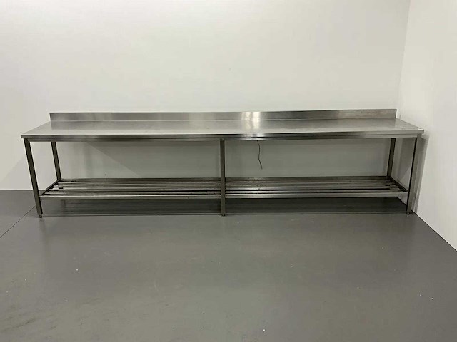 Rvs werktafel met spatrand - afbeelding 1 van  5
