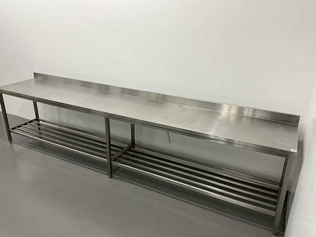 Rvs werktafel met spatrand - afbeelding 2 van  7