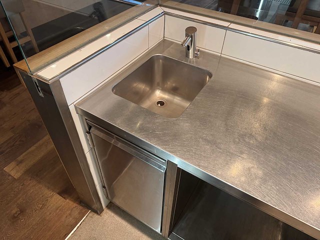 Rvs werktafel met spoelbak - afbeelding 3 van  8