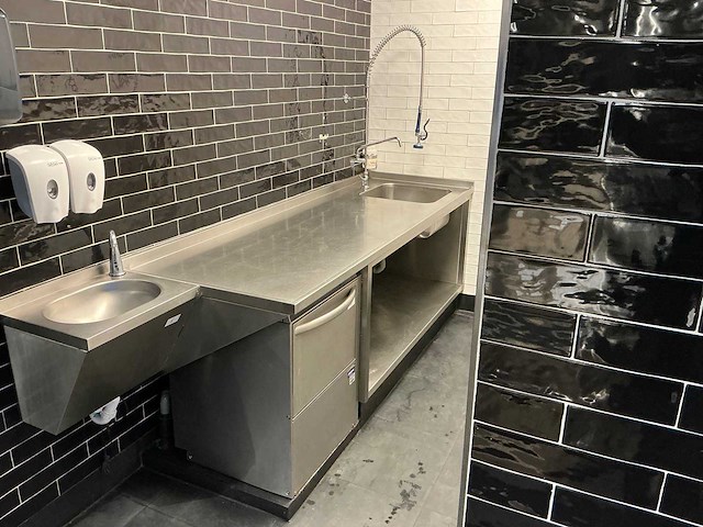 Rvs werktafel met spoelbak - afbeelding 1 van  6
