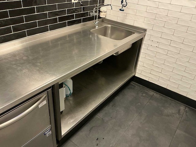 Rvs werktafel met spoelbak - afbeelding 2 van  6