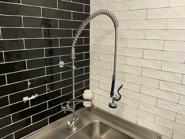 Rvs werktafel met spoelbak - afbeelding 4 van  6