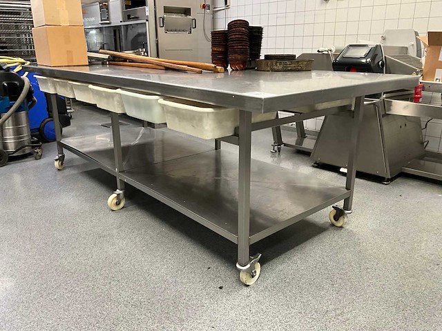 Rvs werktafel (mobiel) - afbeelding 1 van  3