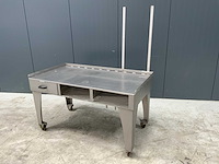 Rvs werktafel verrijdbaar - afbeelding 2 van  3