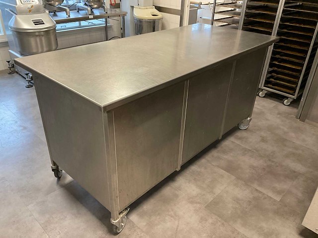 Rvs werktafel verrijdbaar - afbeelding 3 van  3