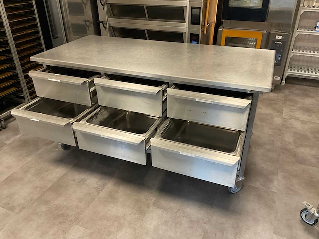 Rvs werktafel verrijdbaar - afbeelding 2 van  2