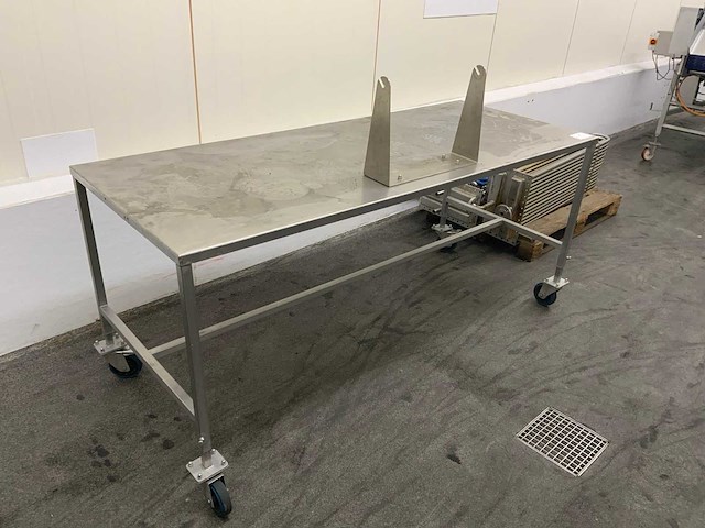 Rvs werktafel verrijdbaar - afbeelding 1 van  3