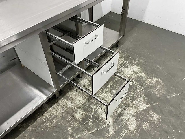 Rvs werktafel - afbeelding 7 van  8