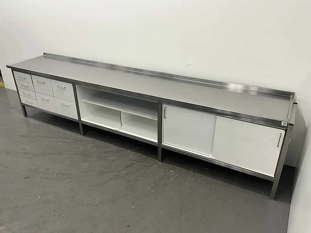 Rvs werktafel - afbeelding 1 van  10