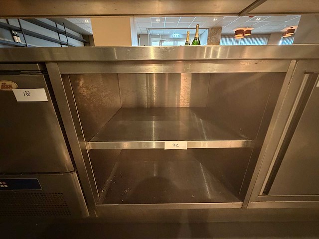 Rvs werktafel - afbeelding 1 van  4