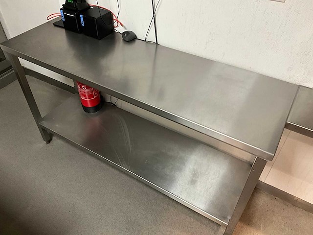 Rvs werktafel - afbeelding 2 van  4